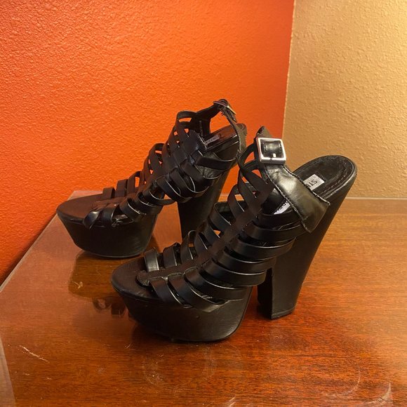 Steve Madden Glendael Leather Heels in Black Size 7.5M - Picture 3 of 10